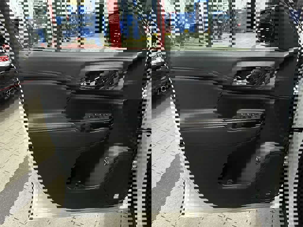 Used 2022 GMC Acadia AT4 w/ Preferred Package image 33