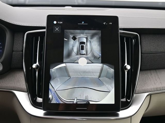 New 2026 Volvo XC90 B6 Ultra w/ Protection Package image 22