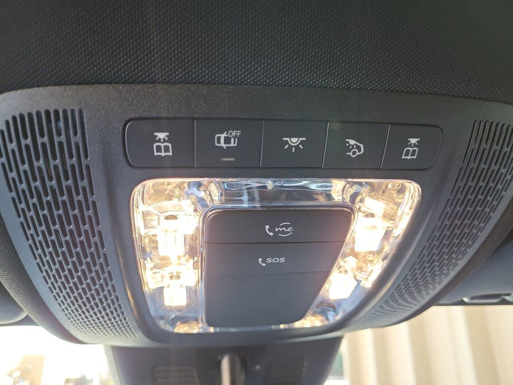 Certified 2025 Mercedes-Benz GLB 250 4MATIC image 30