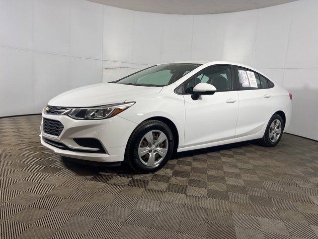 Used 2017 Chevrolet Cruze LS image 1