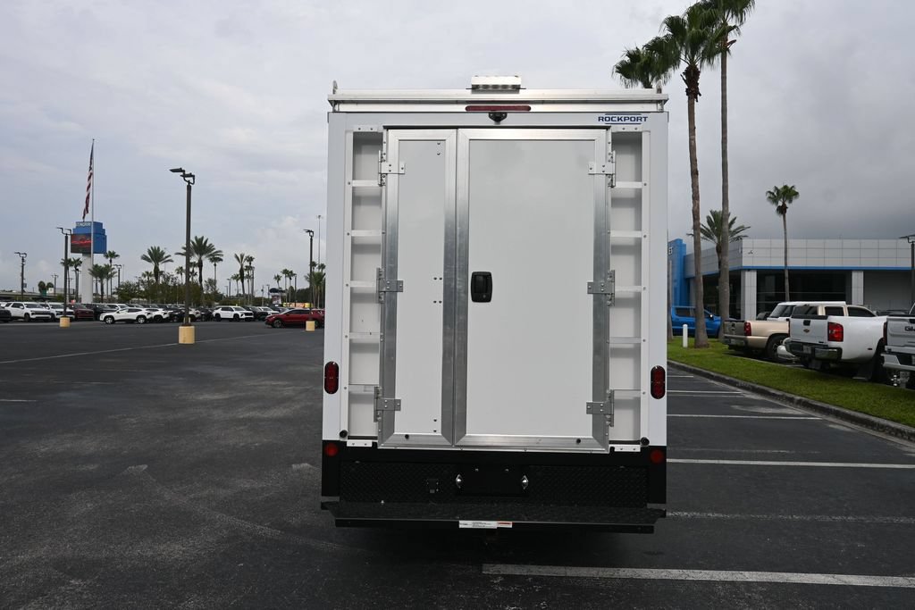 Used 2026 Chevrolet Express 3500 w/ Power Convenience Package RWD image 4