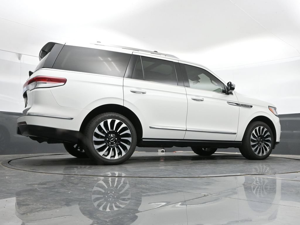 Used 2022 Lincoln Navigator Black Label AWD/4WD image 43