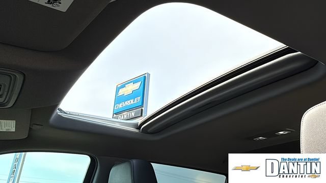 Used 2021 Chevrolet Silverado 1500 LTZ w/ LTZ Premium Package AWD/4WD image 26