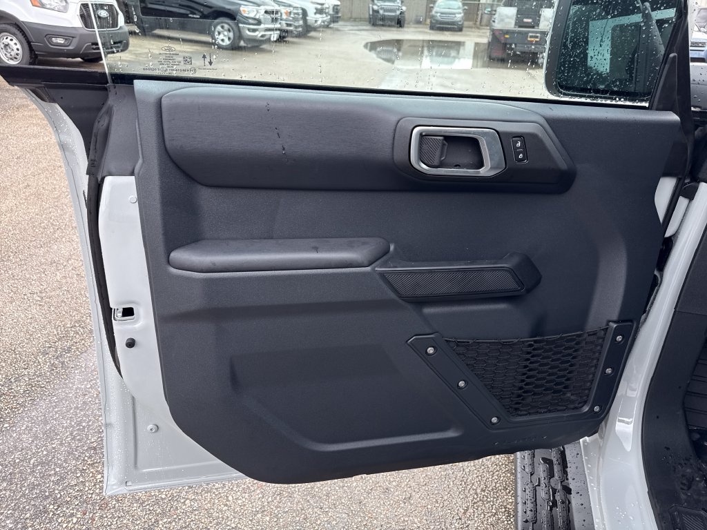 New 2026 Ford Bronco Outer Banks AWD/4WD image 16