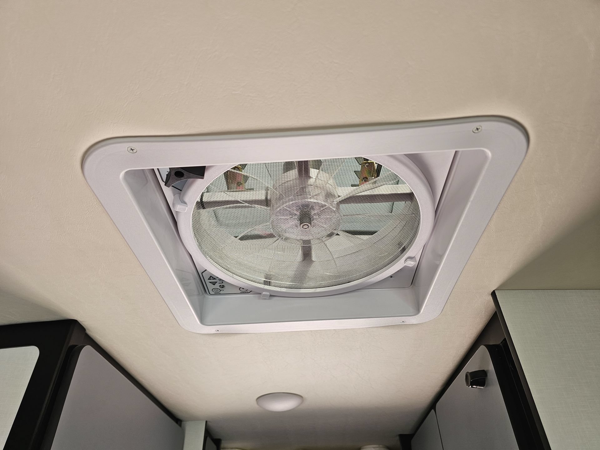 Used 2022 Mercedes-Benz Sprinter 2500 image 48