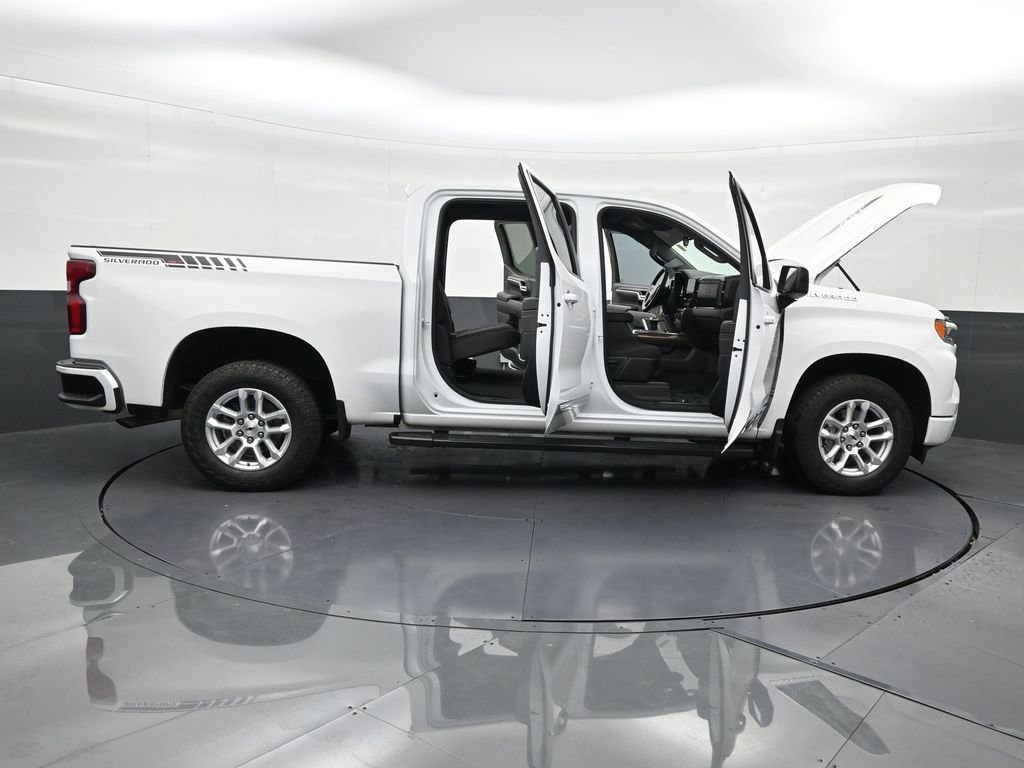 Used 2024 Chevrolet Silverado 1500 RST image 32