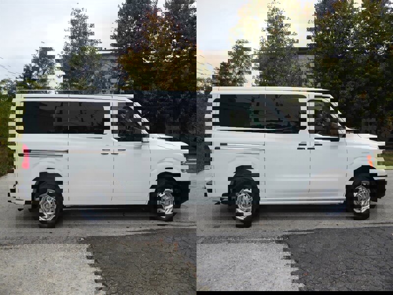 Used 2017 Nissan NV 3500 S w/ Power Package image 8