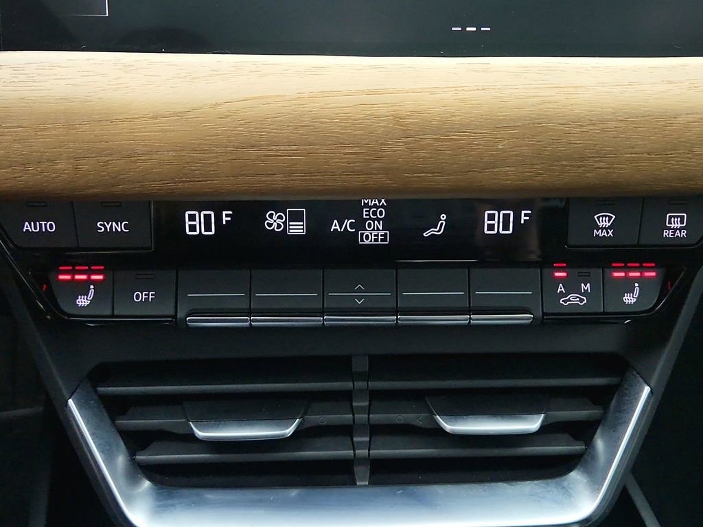 Used 2022 Audi e-tron GT Premium Plus image 20