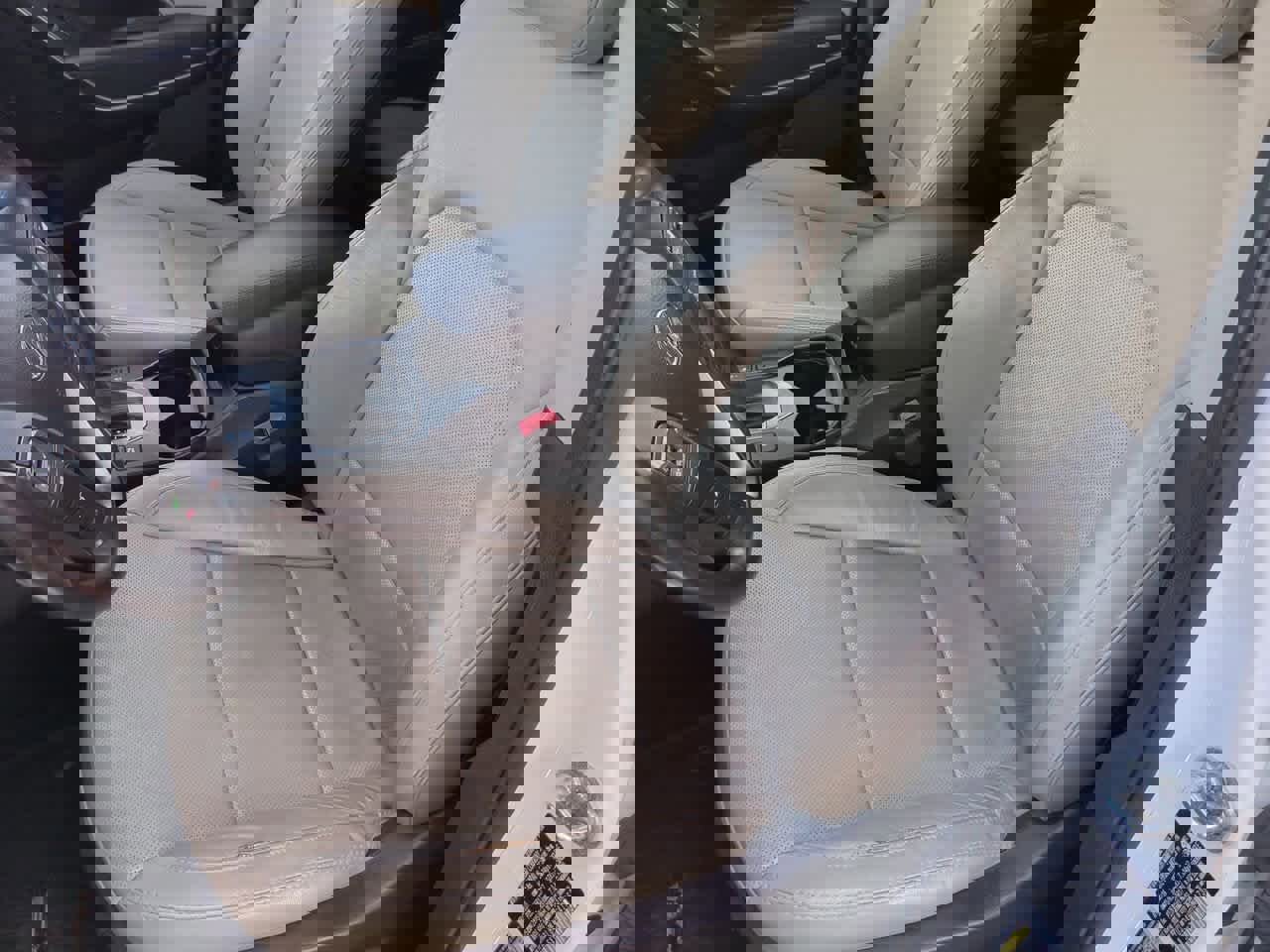 Used 2017 Hyundai Santa Fe Sport w/ 2.4L Tech Package 04 image 16