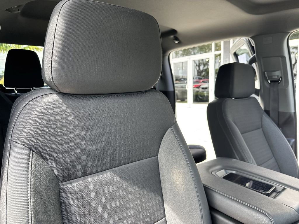 Used 2022 Chevrolet Silverado 1500 Custom image 46