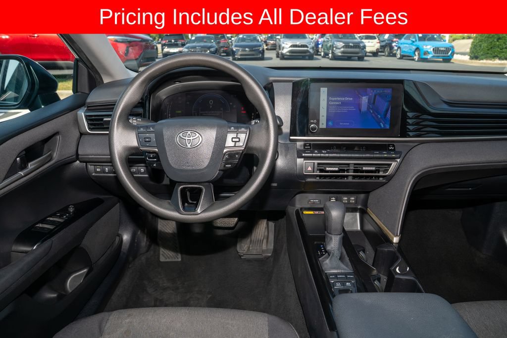 Used 2025 Toyota Camry LE FWD image 6