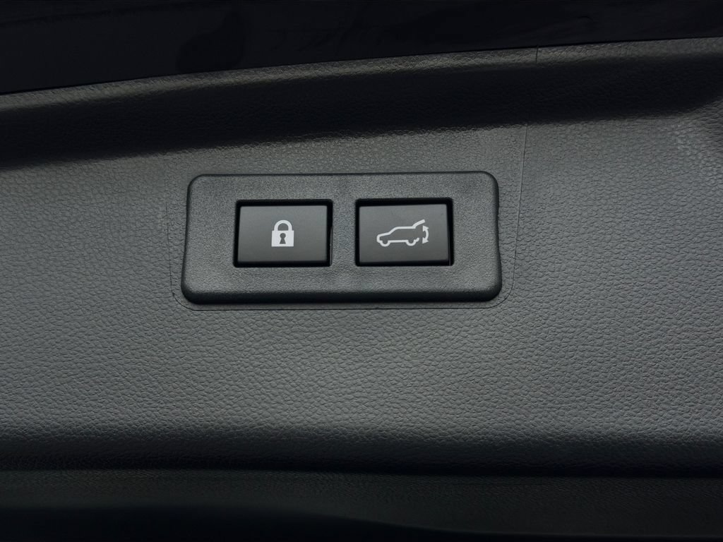 Used 2024 Subaru Outback Premium AWD/4WD image 10