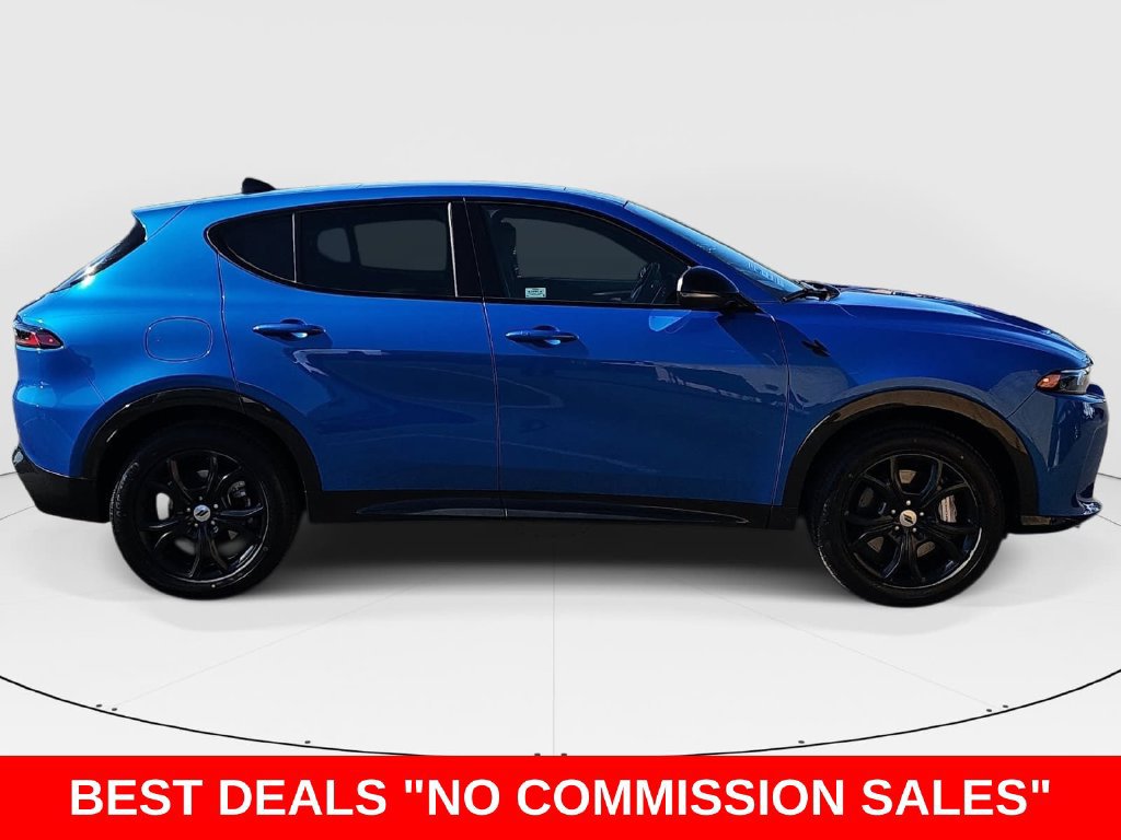 Used 2024 Dodge Hornet R/T Plus w/ R/T Blacktop Package AWD/4WD image 2
