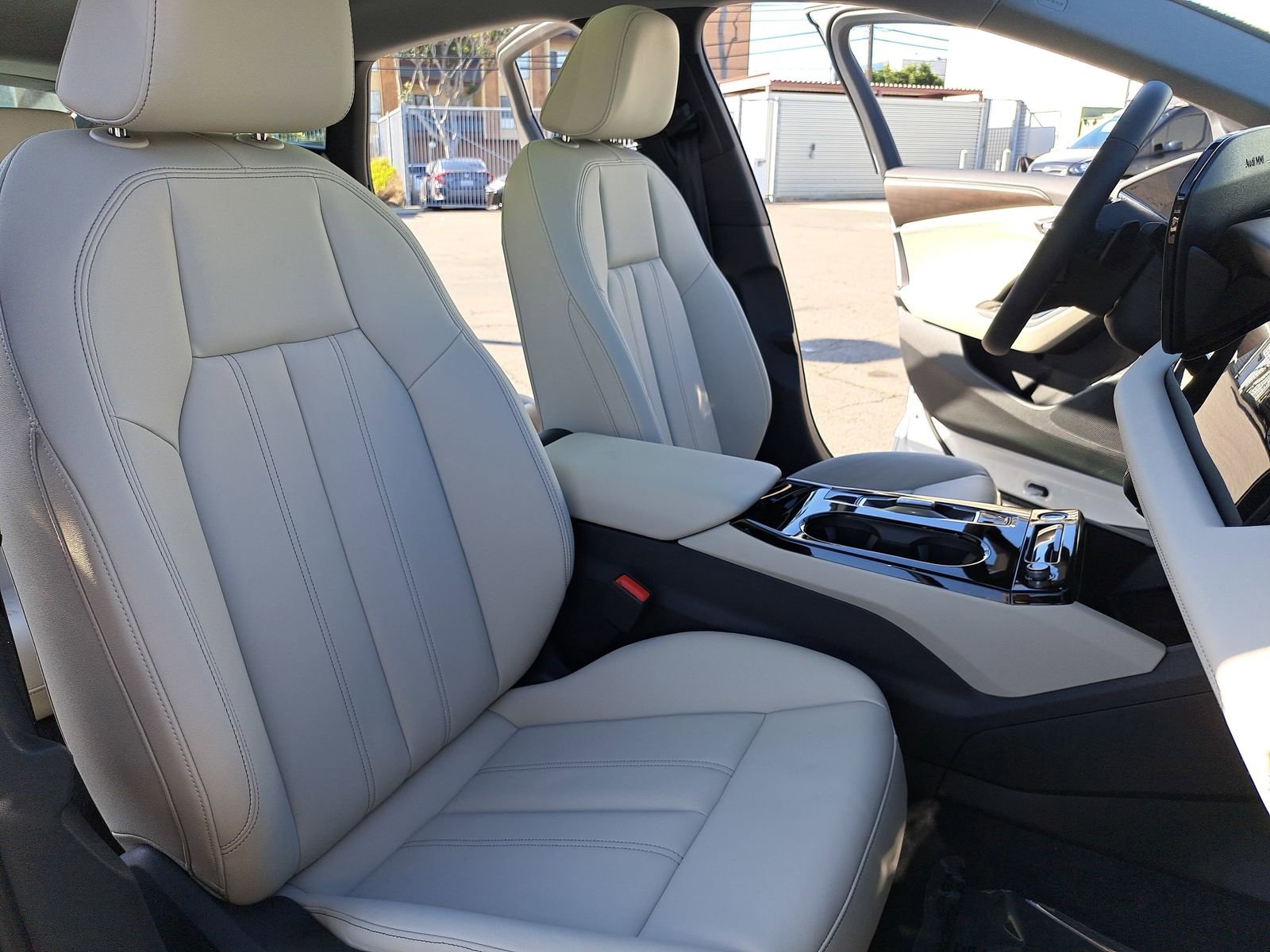 New 2025 Audi A6 e-tron Premium image 10