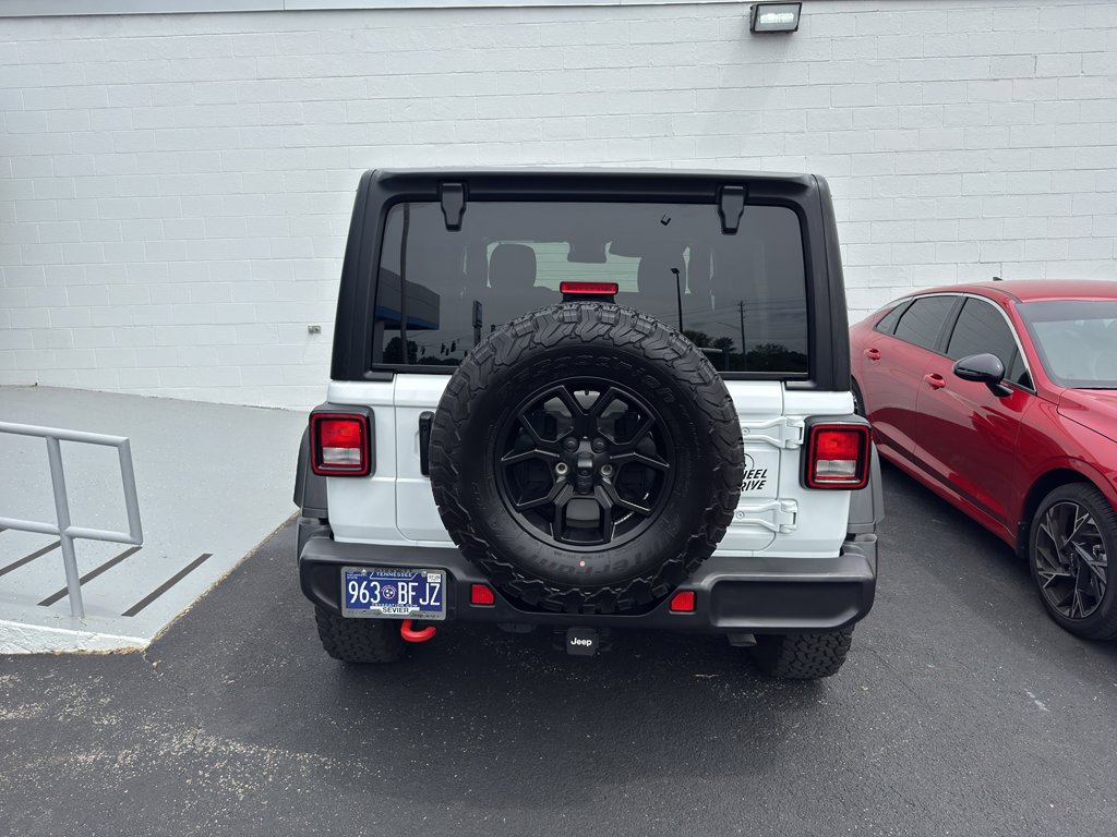 Used 2024 Jeep Wrangler Unlimited Sport AWD/4WD image 4