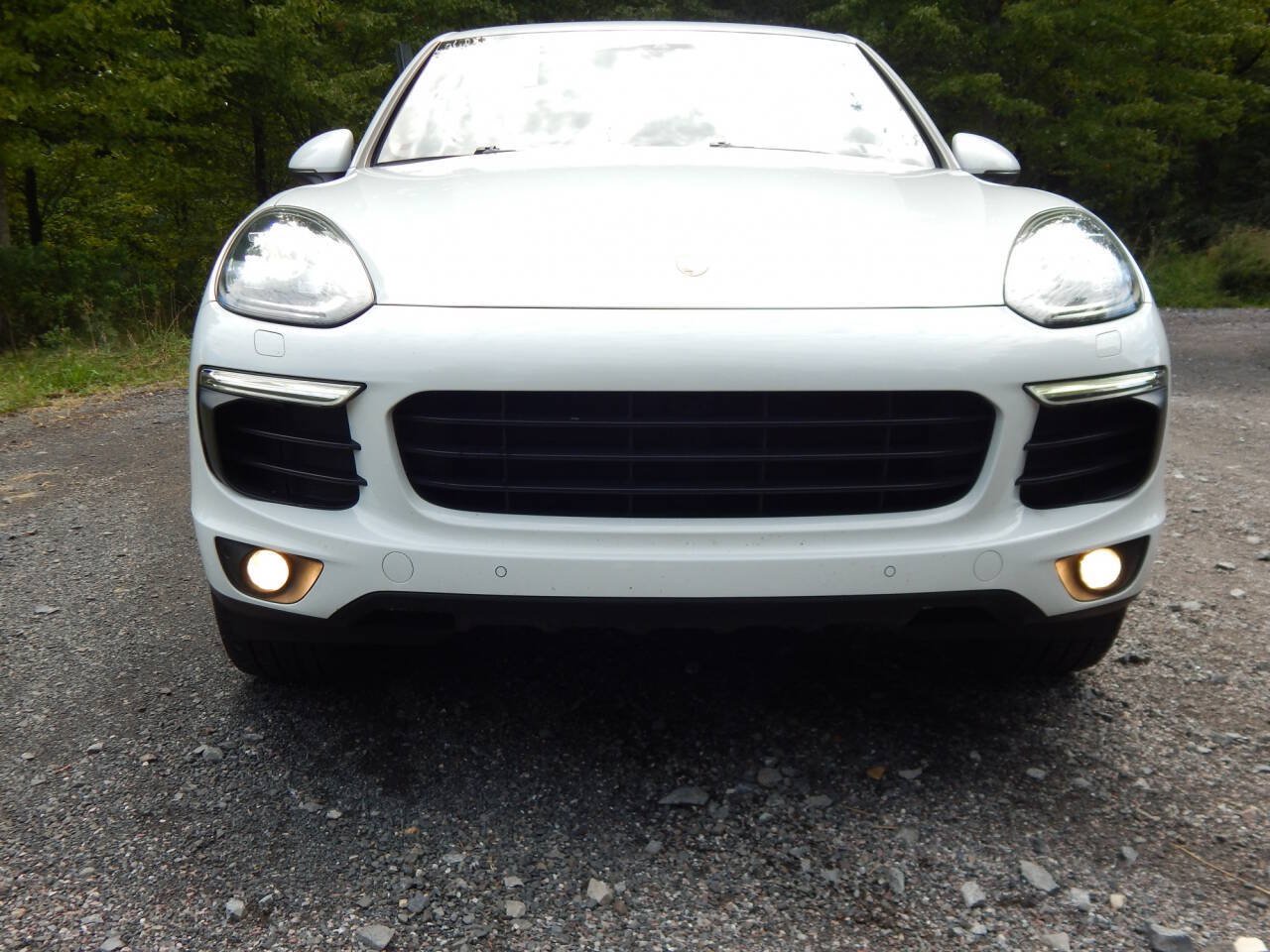 Used 2017 Porsche Cayenne AWD/4WD image 7