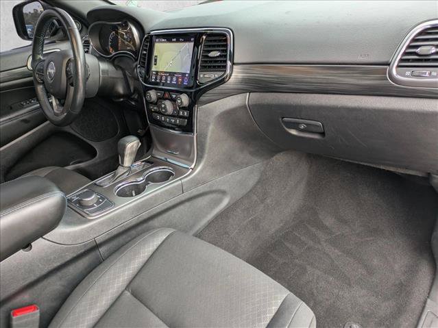 Used 2019 Jeep Grand Cherokee Laredo AWD/4WD image 22