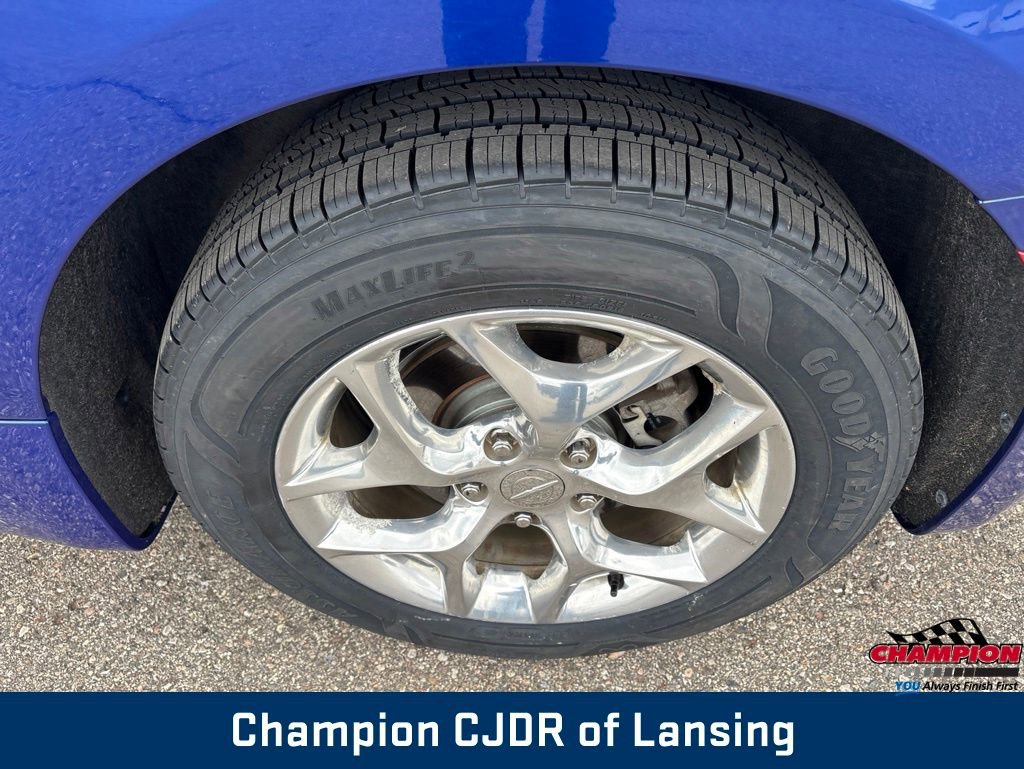 Used 2019 Chrysler Pacifica Limited FWD image 5