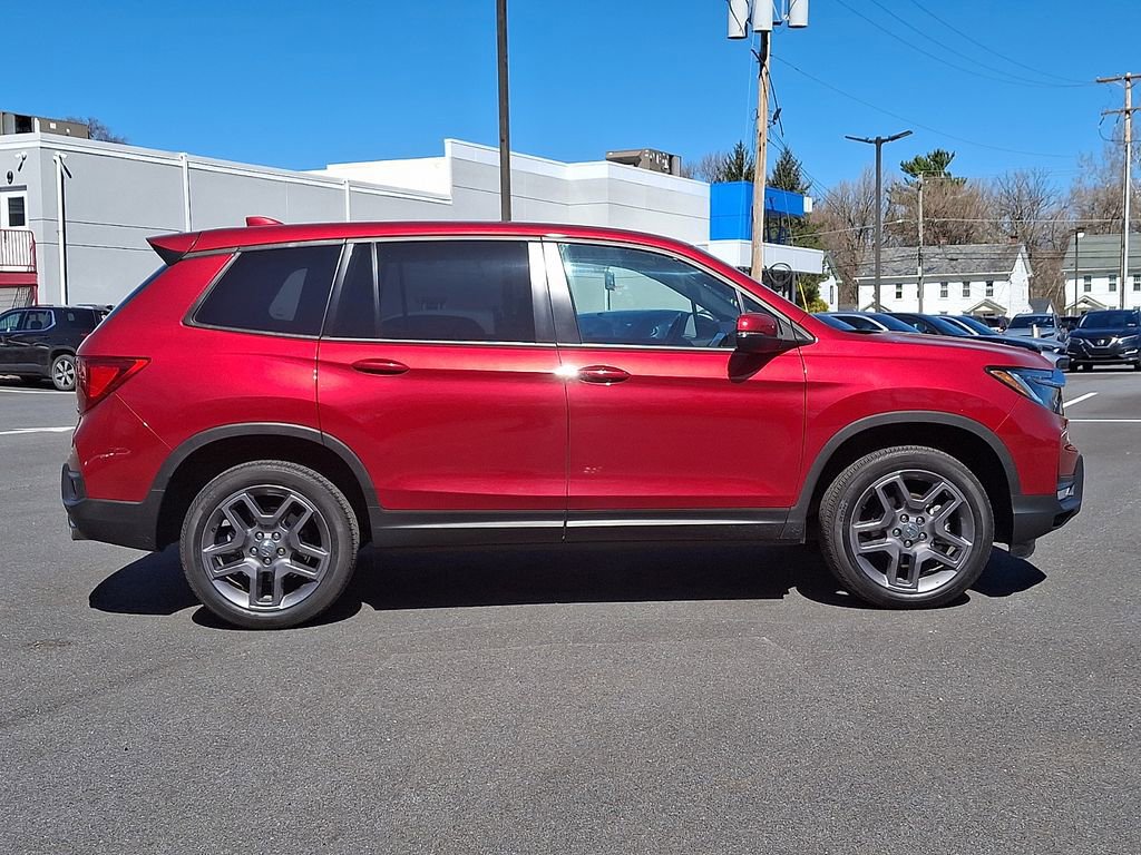 Used 2023 Honda Passport EX-L image 7