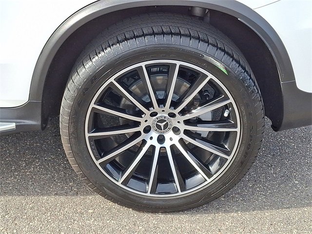 Used 2023 Mercedes-Benz GLC 300 4MATIC Coupe image 30