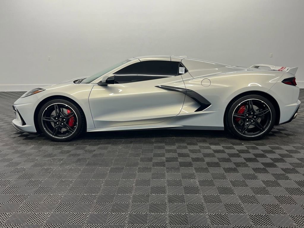 Used 2021 Chevrolet Corvette Stingray Premium Conv w/ Z51 Performance Package image 16