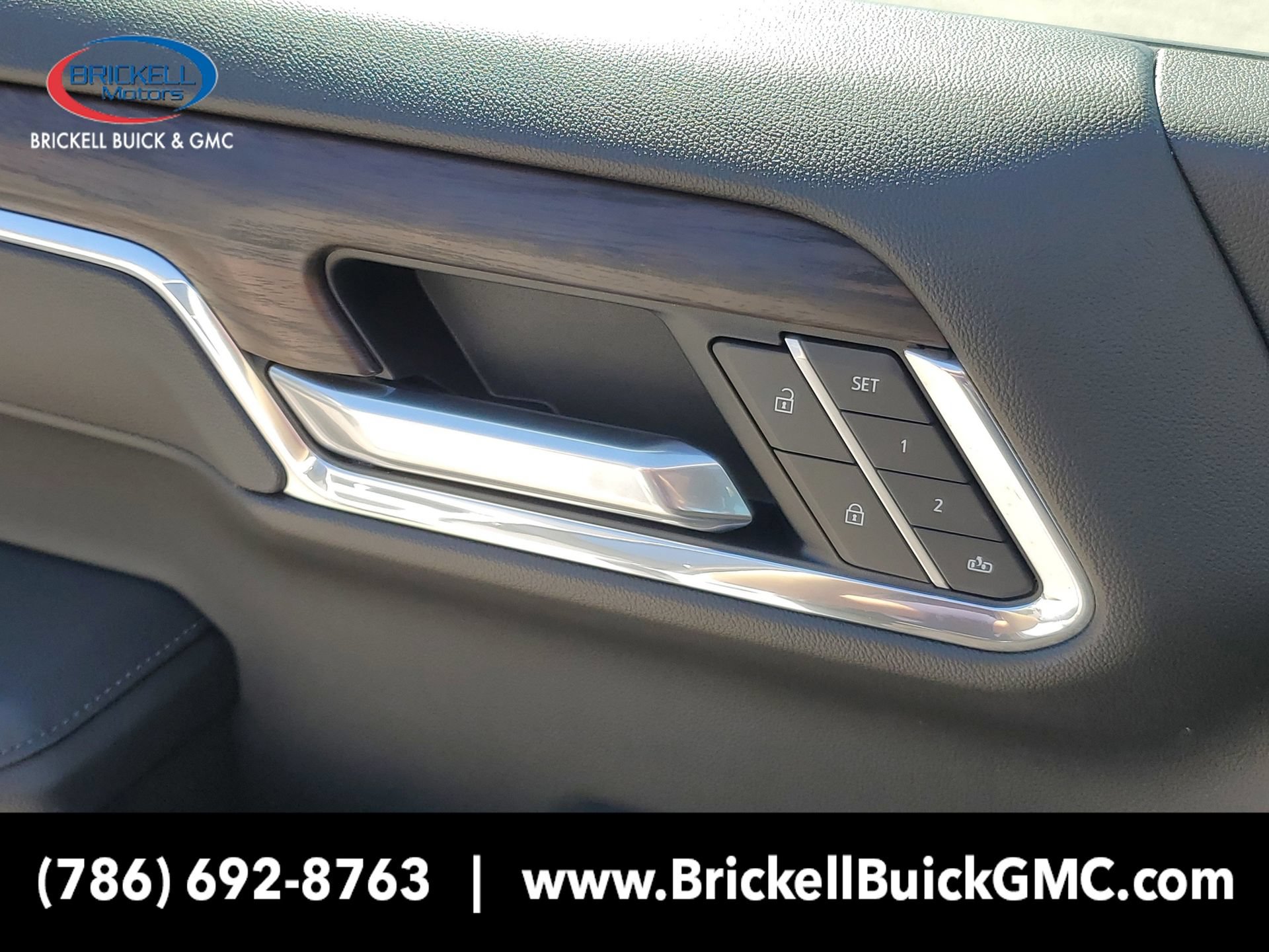 New 2025 GMC Sierra 1500 SLT w/ SLT Convenience Package AWD/4WD image 17