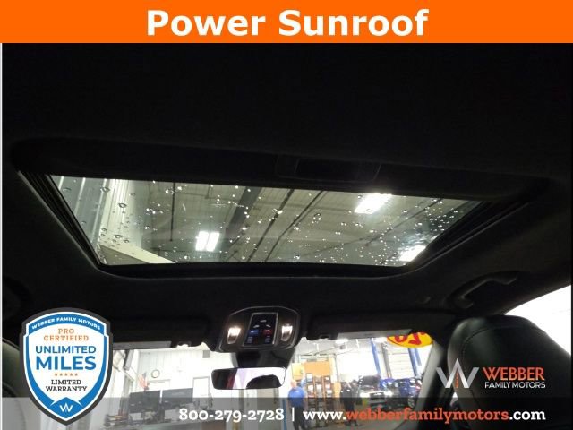 New 2025 Jeep Grand Cherokee Altitude image 13