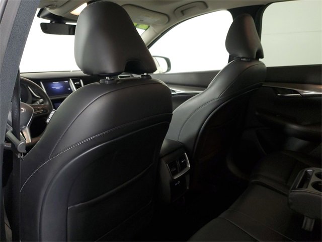 Certified 2024 INFINITI QX50 Luxe image 10