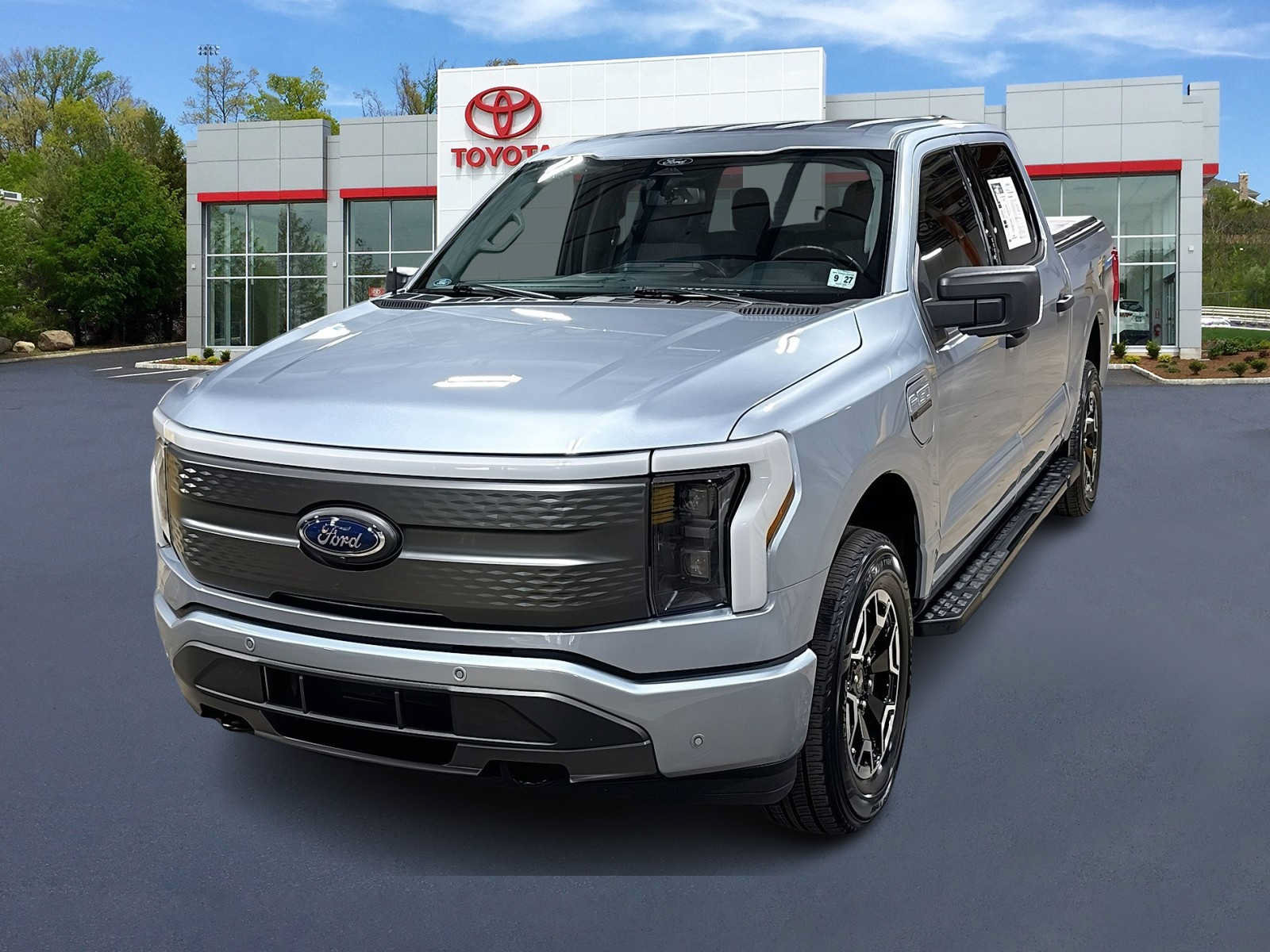 Used 2022 Ford F150 Lightning XLT