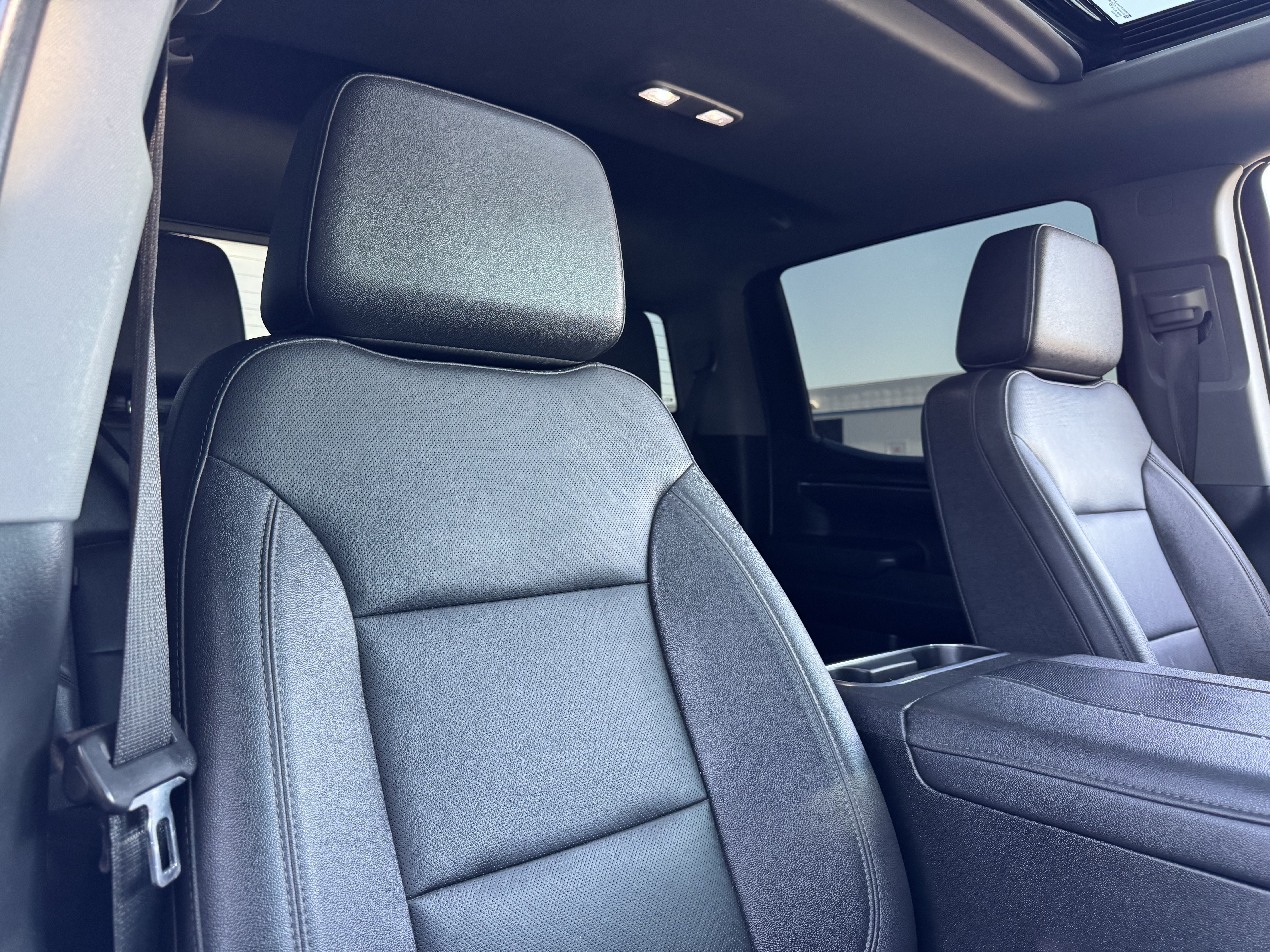 Certified 2023 Chevrolet Silverado 1500 LTZ w/ LTZ Convenience Package II AWD/4WD image 23
