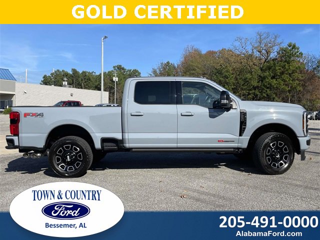 Certified 2025 Ford F250 Platinum image 2