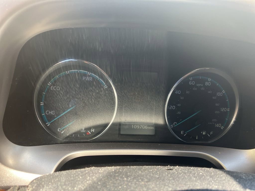 Used 2017 Toyota RAV4 Limited image 17