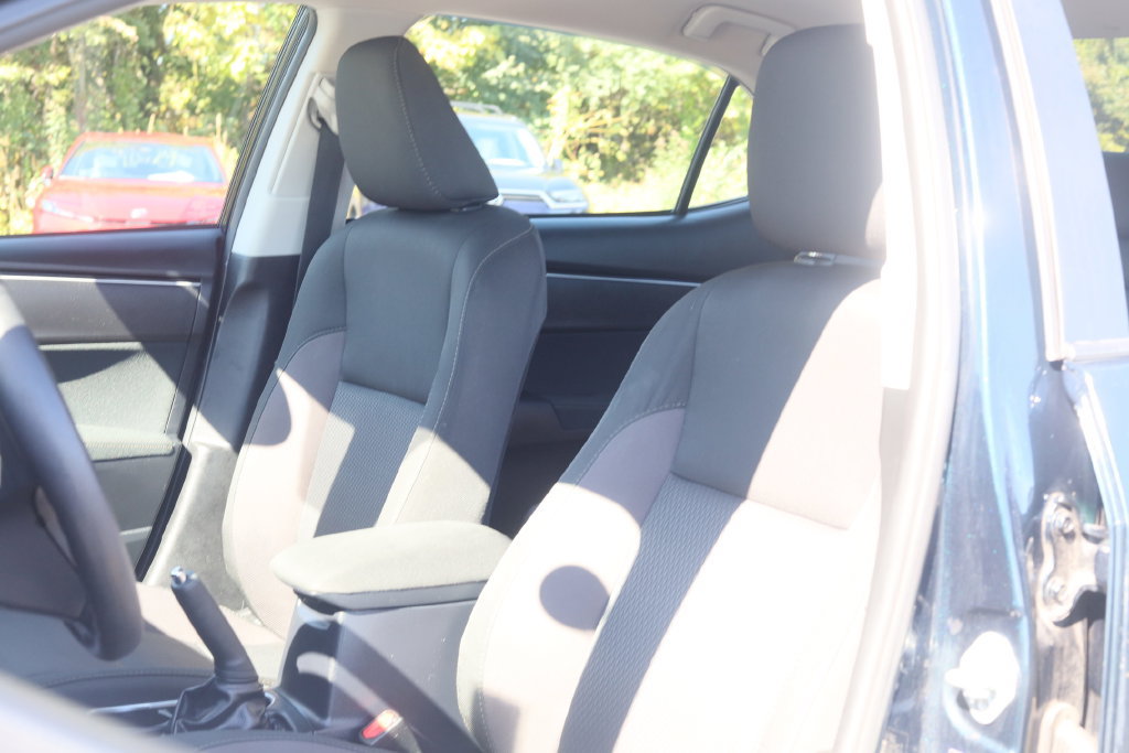 Certified 2017 Toyota Corolla LE w/ Carpet Mat Package (TMS) FWD image 9