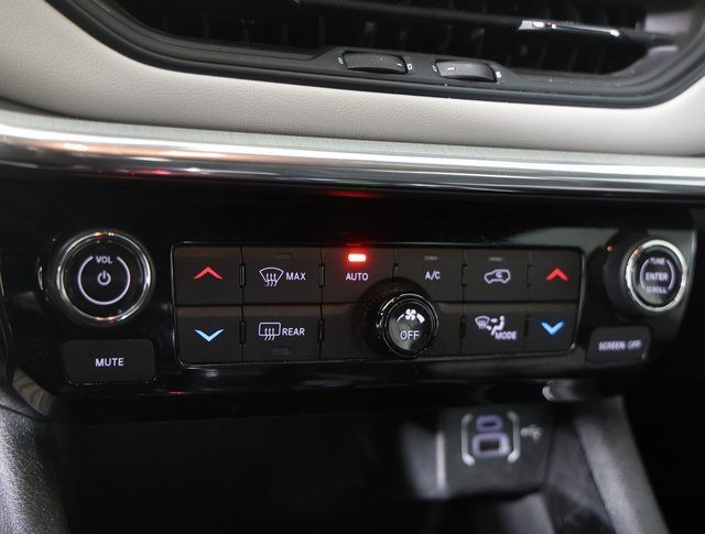 Used 2024 Jeep Compass Limited image 13