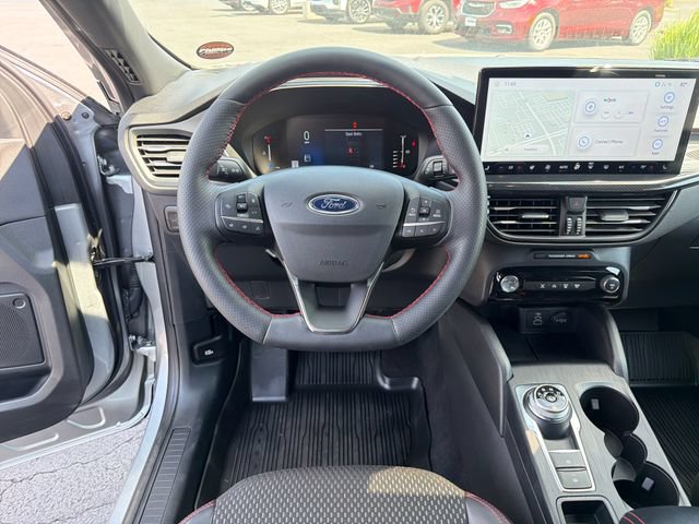 Used 2024 Ford Escape ST-Line w/ Tech Pack #1 AWD/4WD image 13