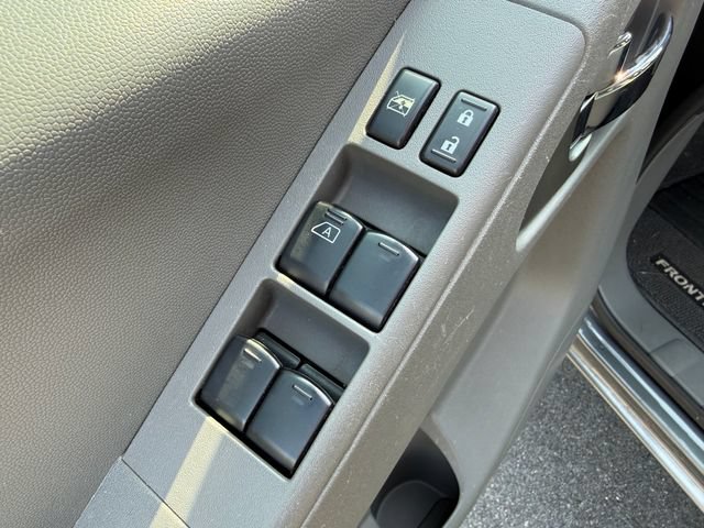 Used 2019 Nissan Frontier SV AWD/4WD image 25