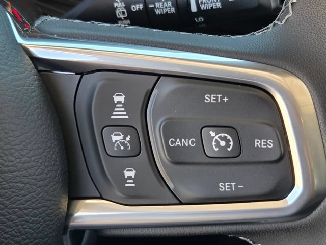 New 2026 Jeep Wrangler Unlimited Sahara AWD/4WD image 24