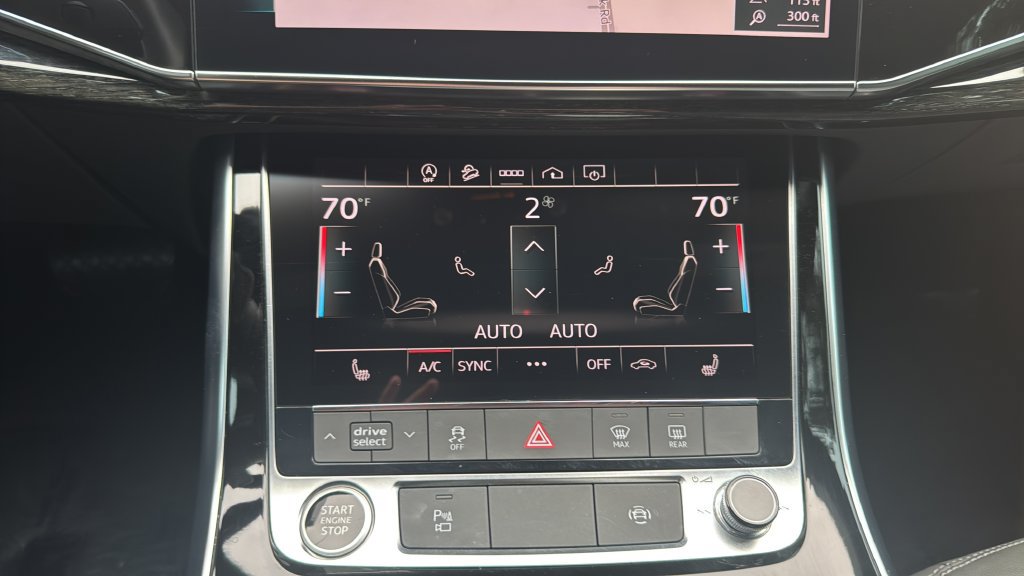 Used 2022 Audi Q8 Premium w/ Convenience Package AWD/4WD image 25