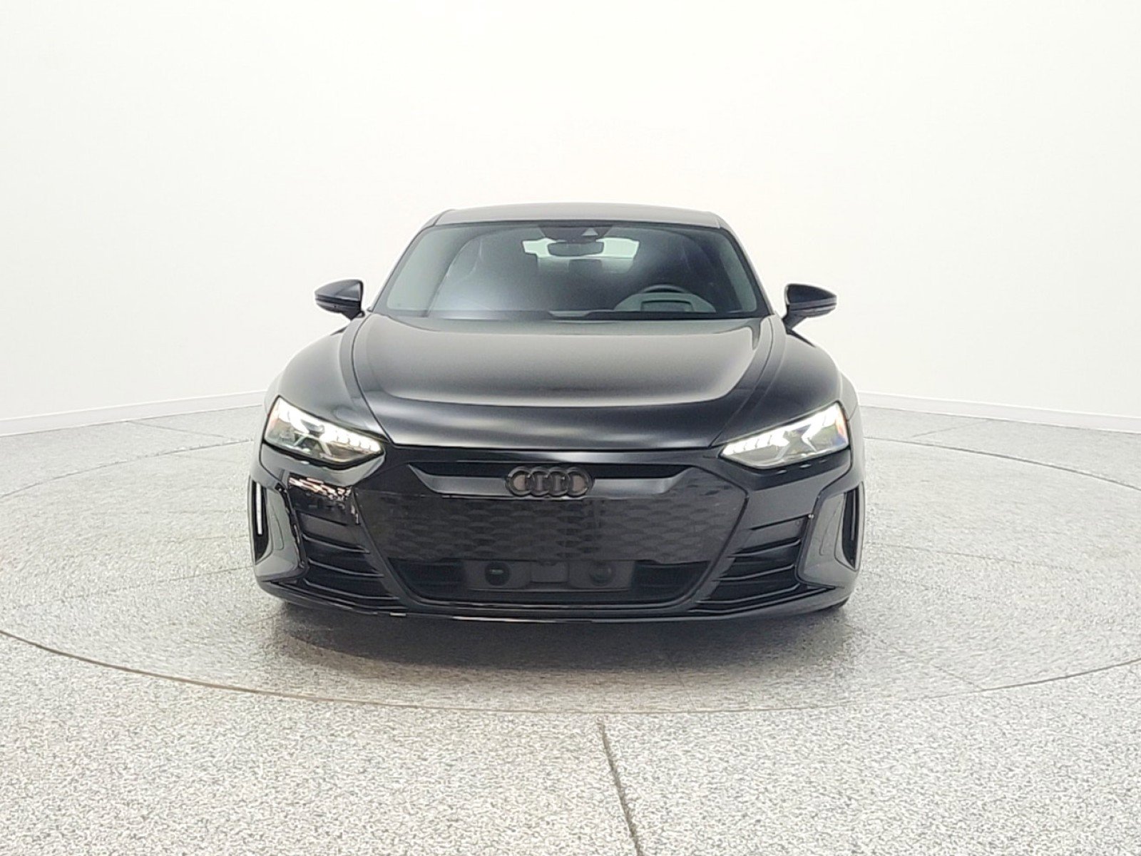 Used 2023 Audi RS e-tron GT w/ Carbon Performance Package AWD/4WD image 2
