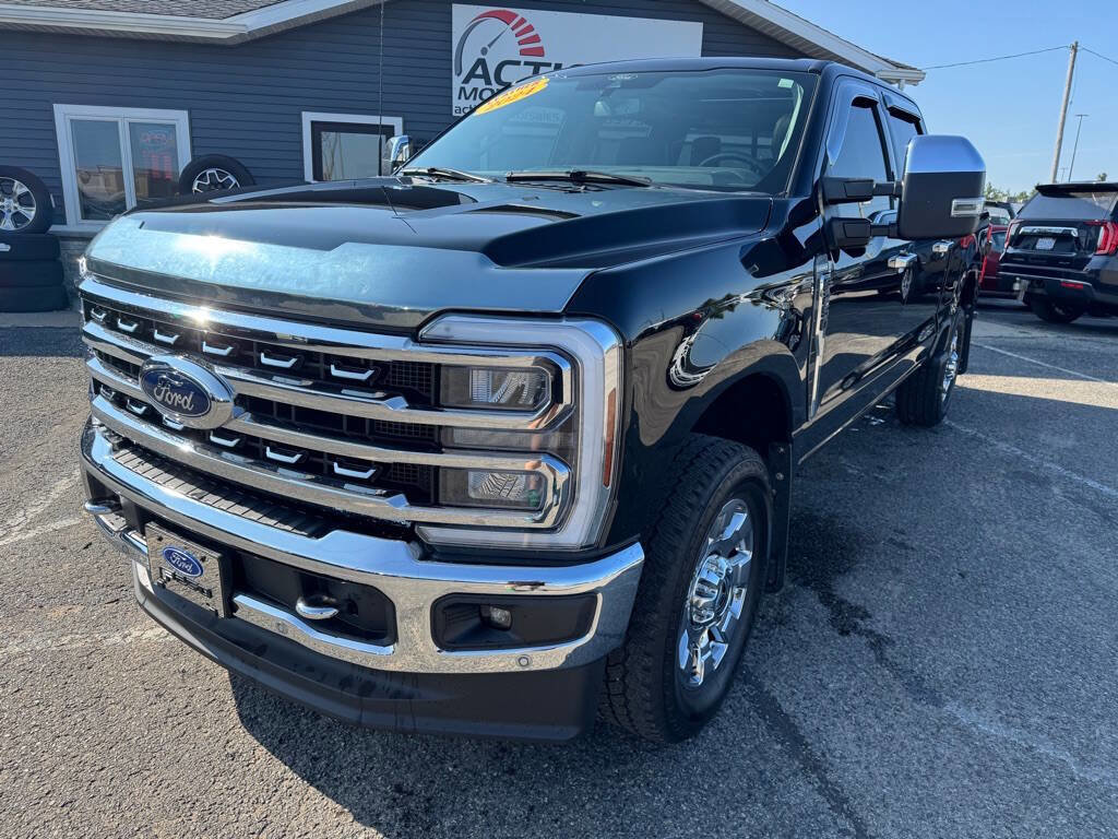 Used 2024 Ford F250 Lariat w/ Lariat Ultimate Package image 1