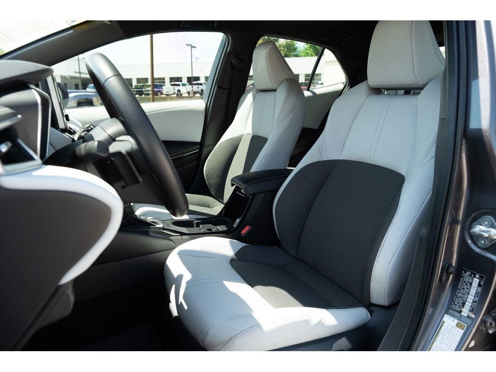 Used 2023 Toyota Corolla XSE FWD image 12