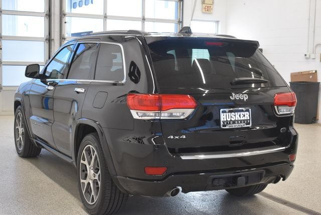 Used 2019 Jeep Grand Cherokee Overland AWD/4WD image 10