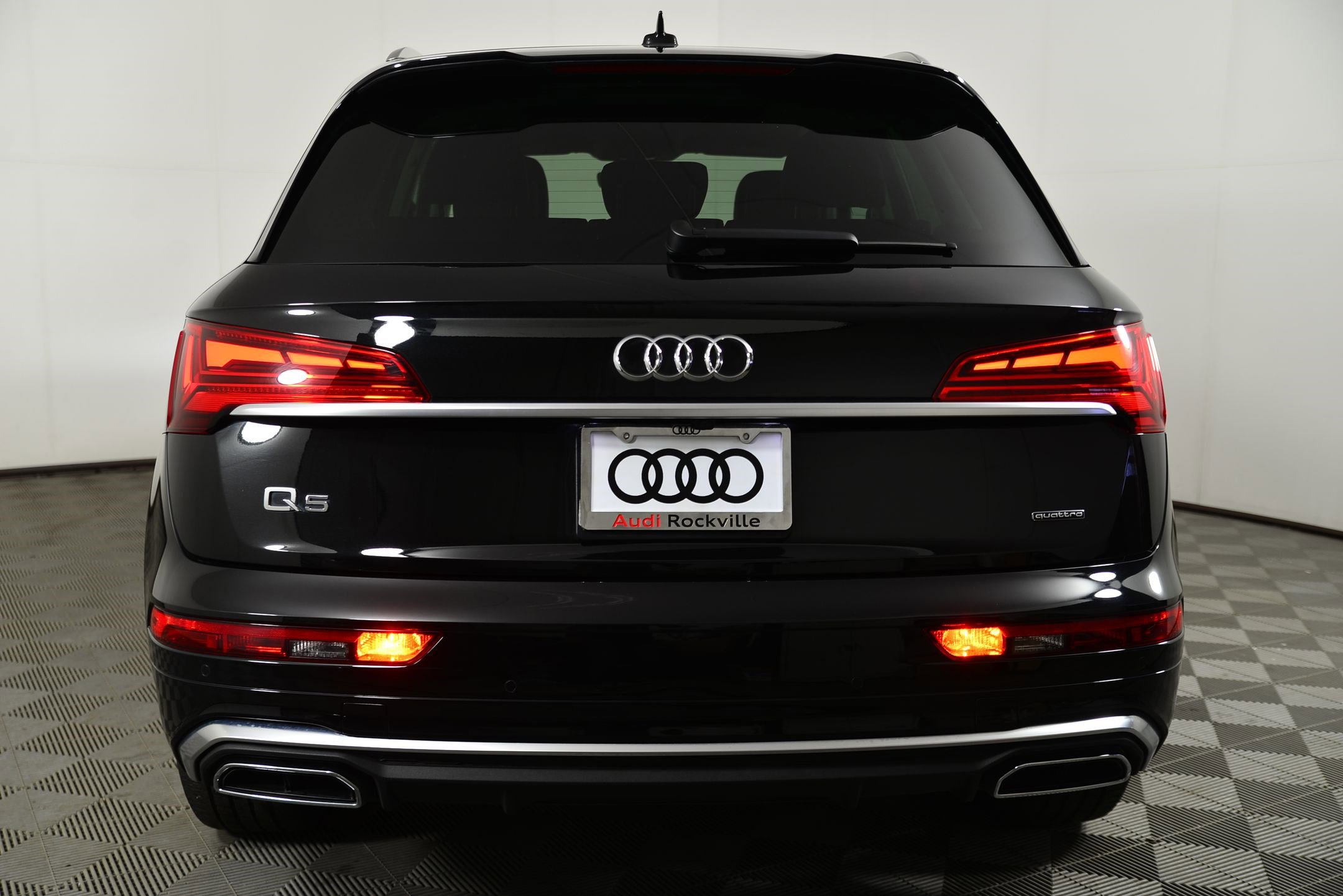 Certified 2023 Audi Q5 2.0T Premium Plus w/ Premium Plus Package image 10