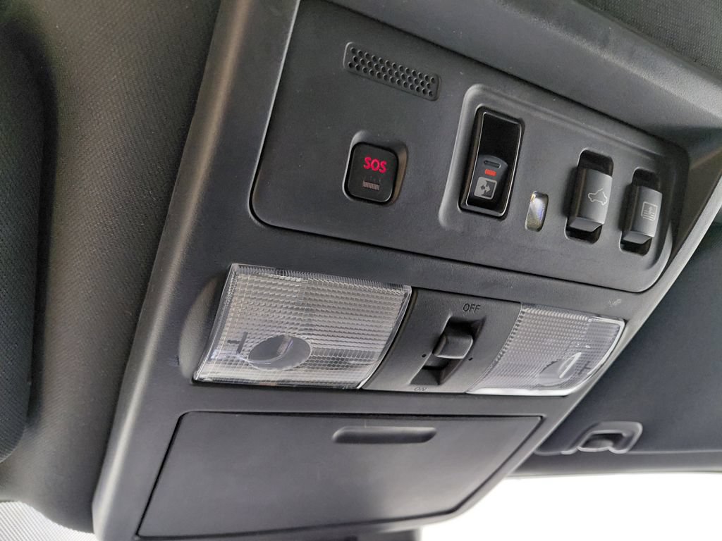 Used 2020 Nissan Titan PRO-4X AWD/4WD image 46
