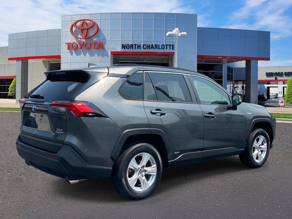 Used 2020 Toyota RAV4 XLE w/ Convenience Package AWD/4WD image 8