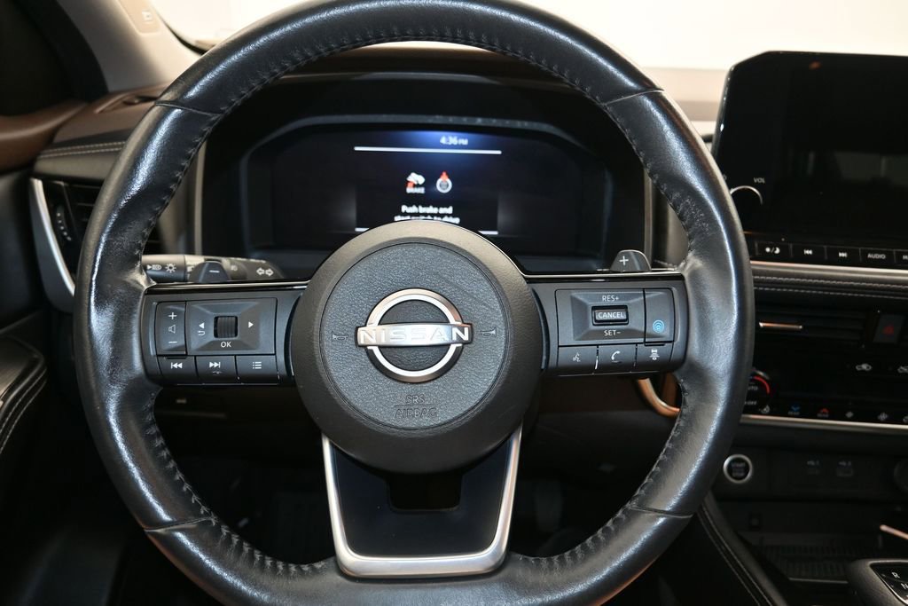 Used 2022 Nissan Rogue Platinum w/ Head-Up Display Package FWD image 13
