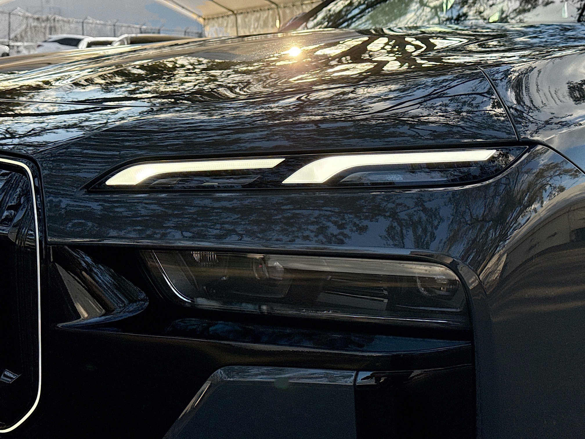 New 2026 BMW 750e xDrive AWD/4WD image 9