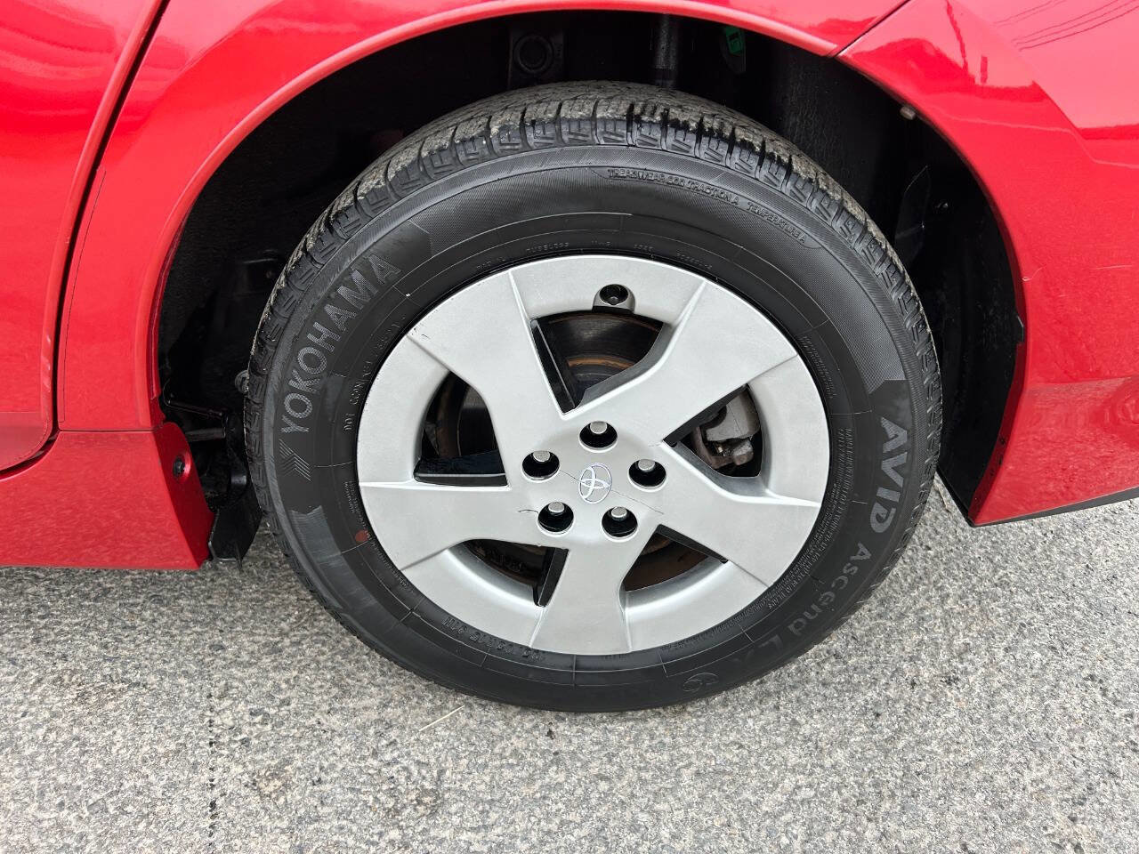 Used 2012 Toyota Prius Three FWD image 17