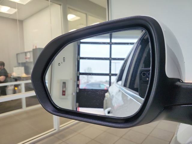 Certified 2024 Kia Seltos X-Line image 13