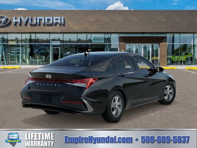 New 2026 Hyundai Elantra SE FWD image 4